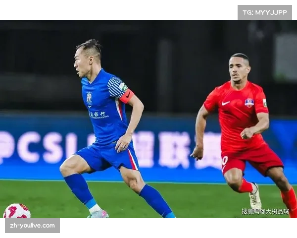 吴曦点球破门助申花扩大优势 无奈海港始终领先保持压力