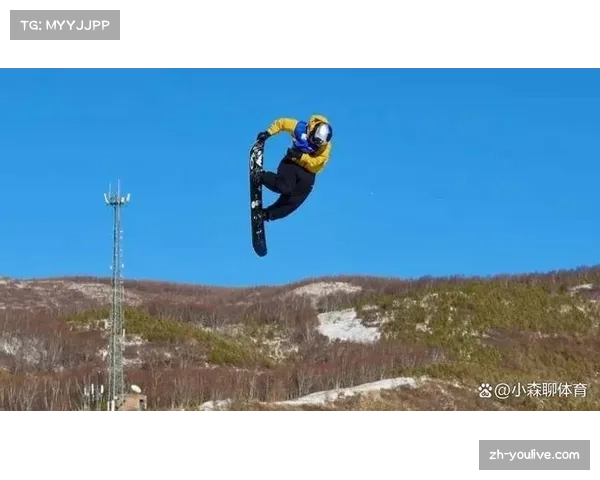 单板滑雪世界杯葛春宇完成1980动作，携手苏翊鸣晋级