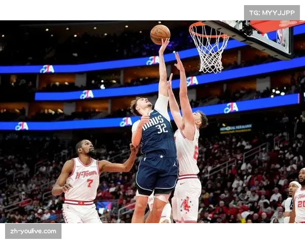 弗拉格空砍34分12篮板，独行侠四连败跌至西部第11